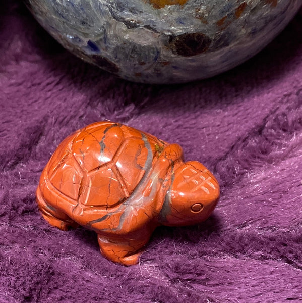 1.5 " Turtle Carving - You Select Crystal Type